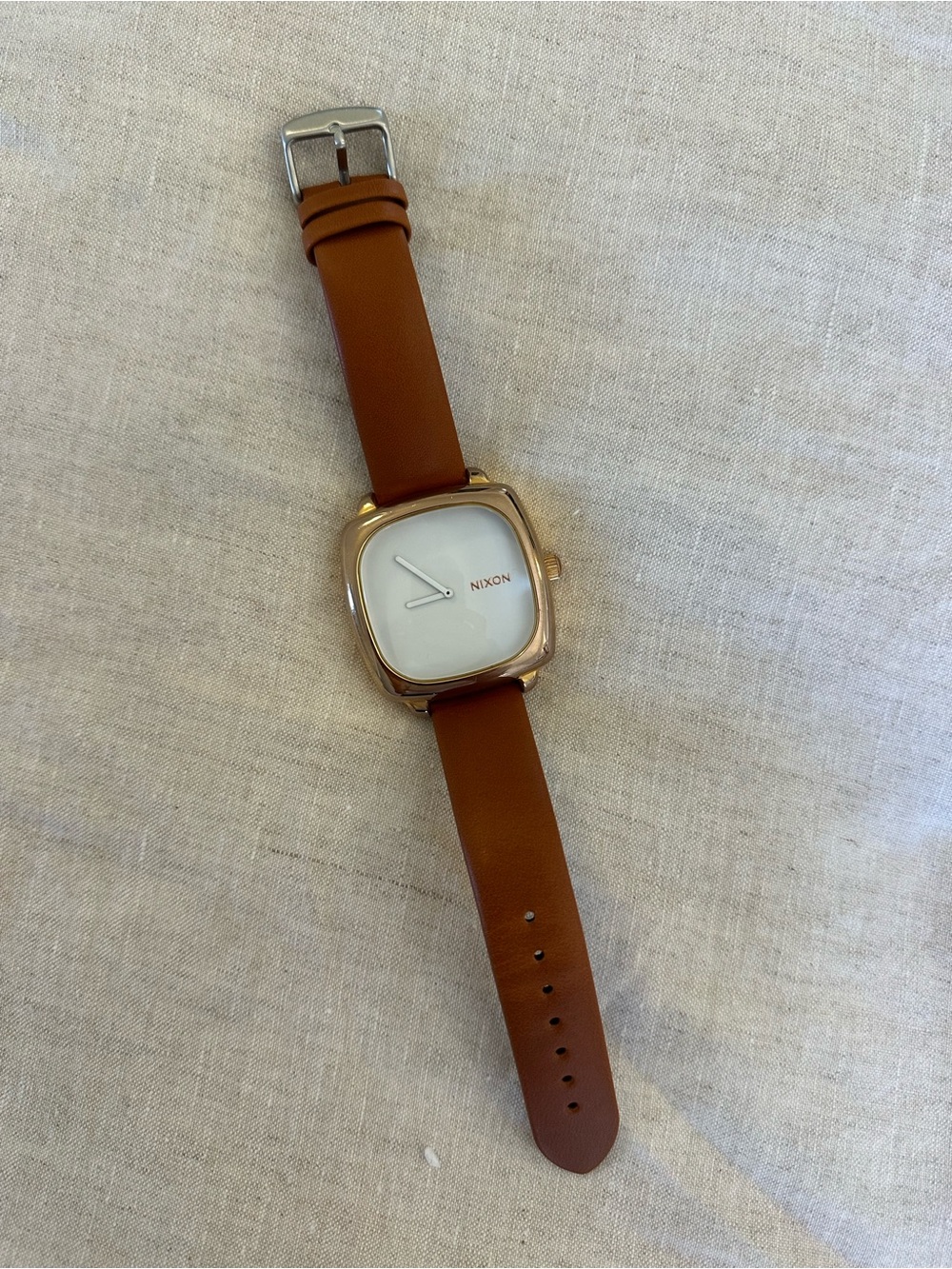 Nixon Hot Stepper The Shutter SS Watch Gold Tone White Dial Brown Leather